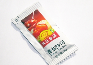 廣科機(jī)械液體包裝機(jī)有什么特點(diǎn)，醬料包裝機(jī)有什么用